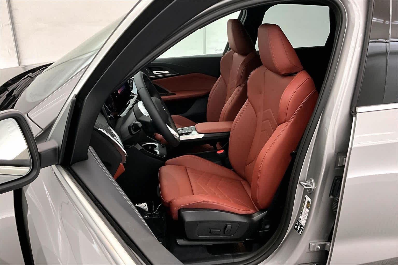 Thumbnail: 2026 BMW X1 - 11