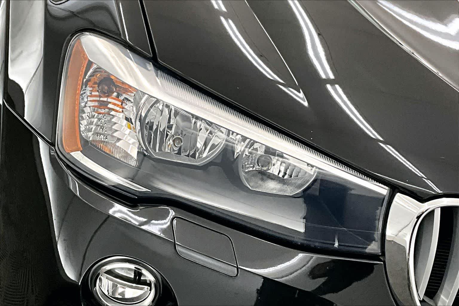 Thumbnail: 2017 BMW X3 - 31