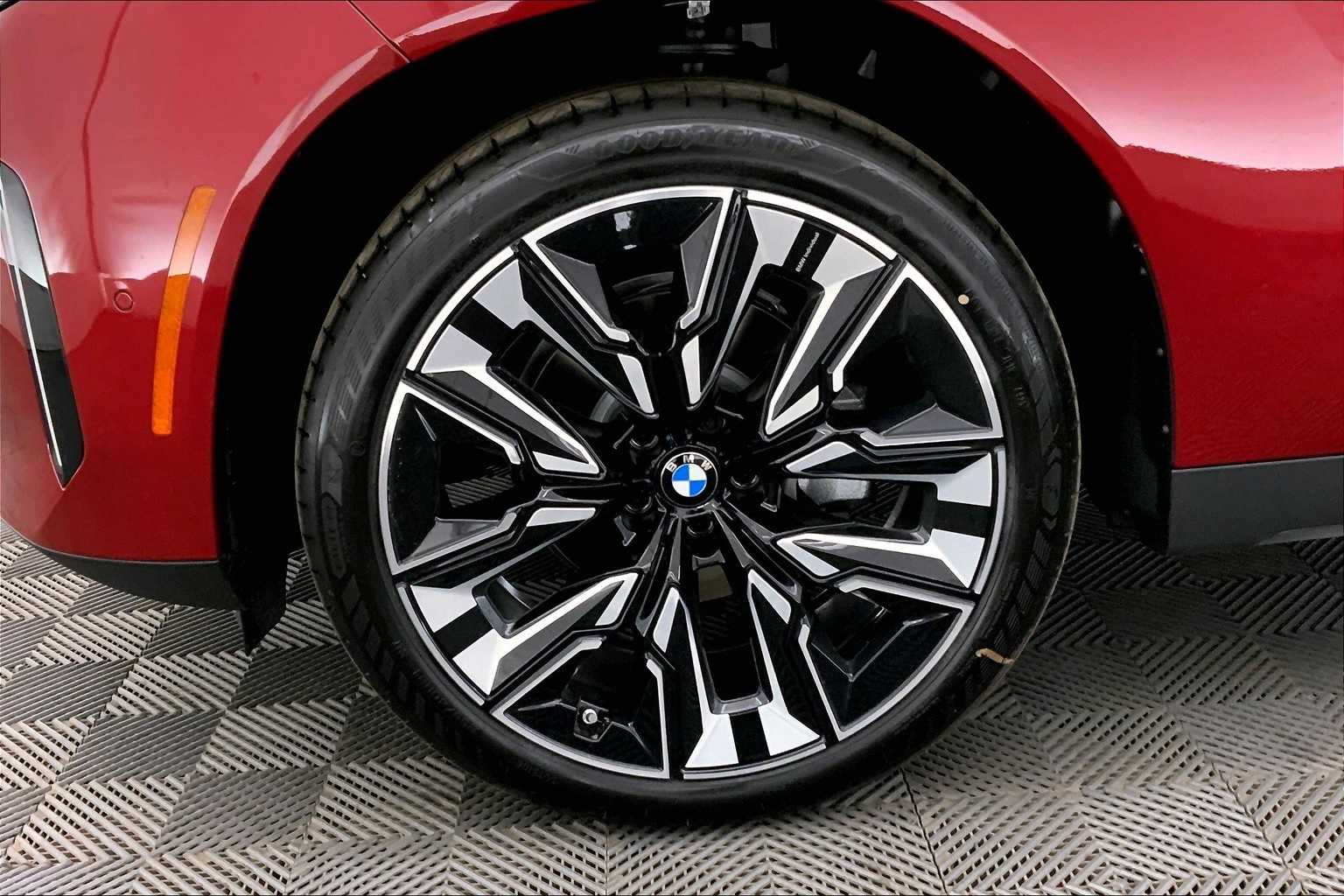 Thumbnail: 2025 BMW X3 - 8