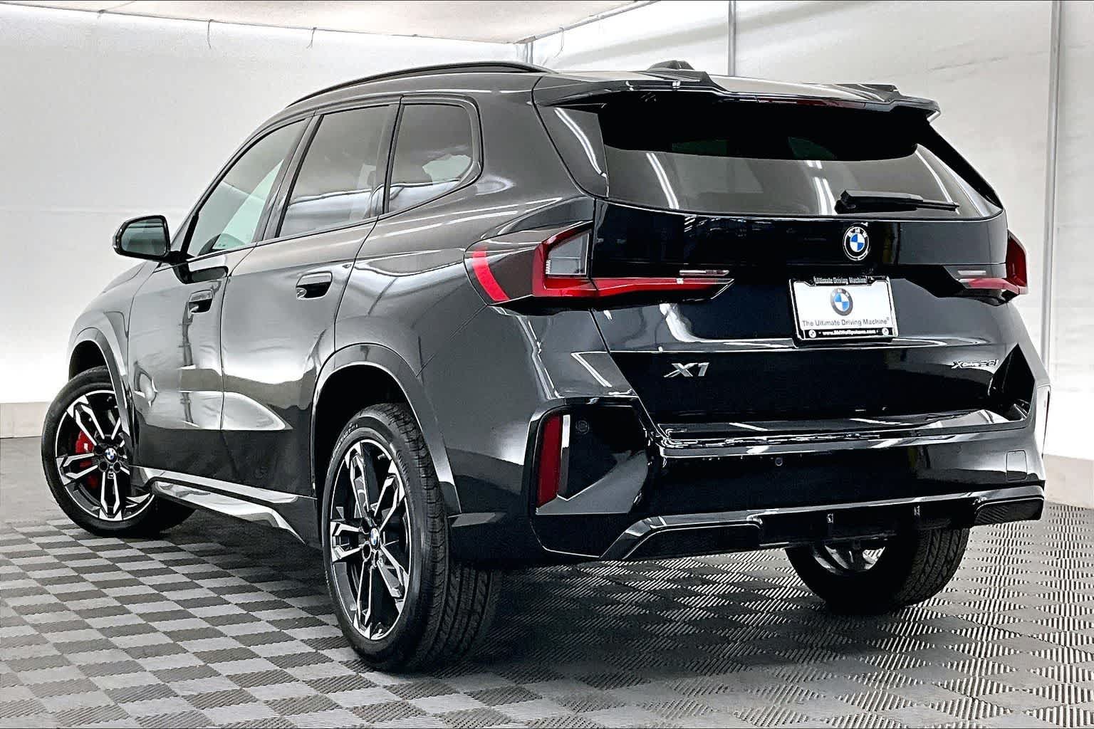 Thumbnail: 2026 BMW X1 - 4