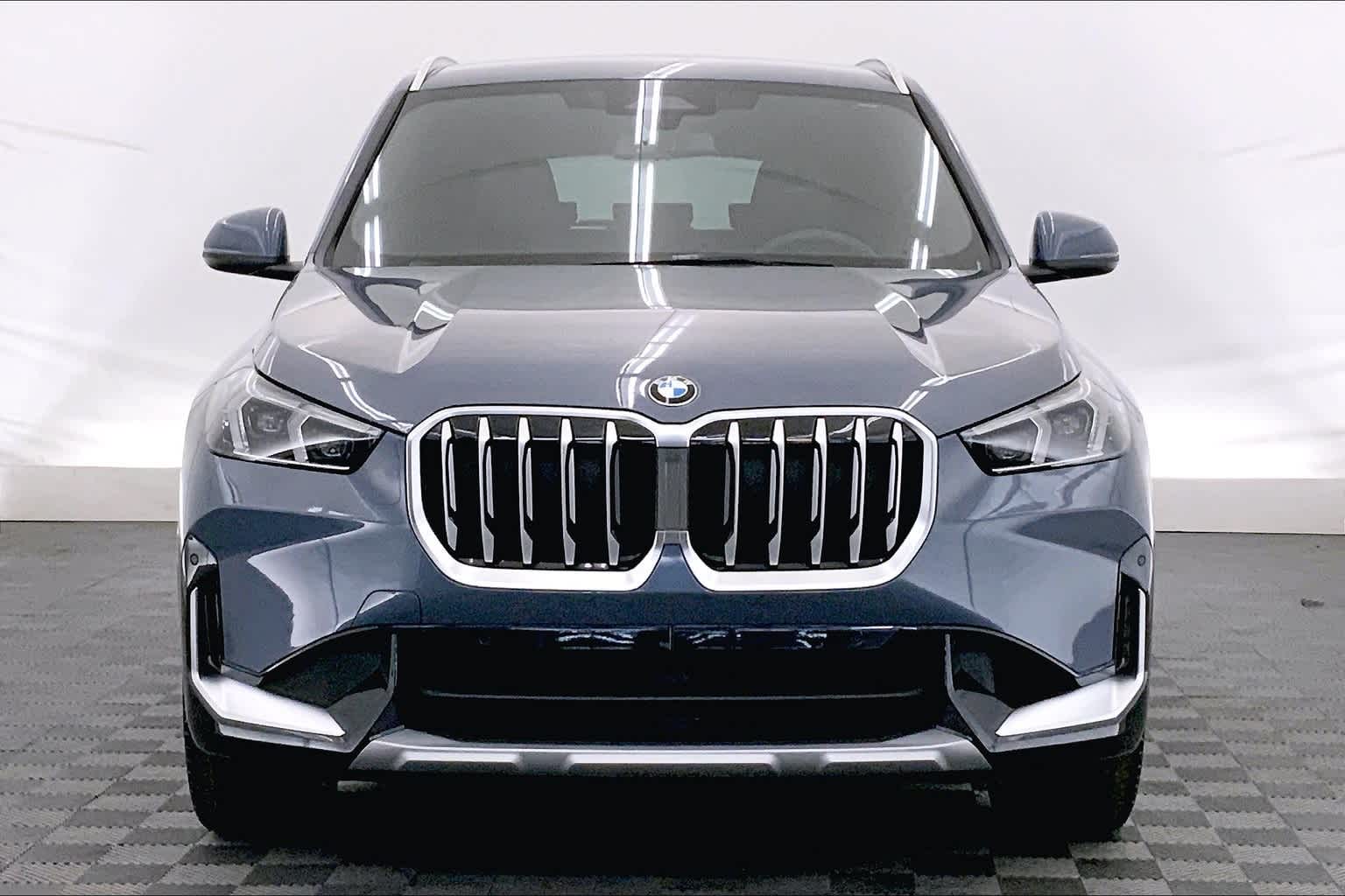 Thumbnail: 2025 BMW X1 - 6