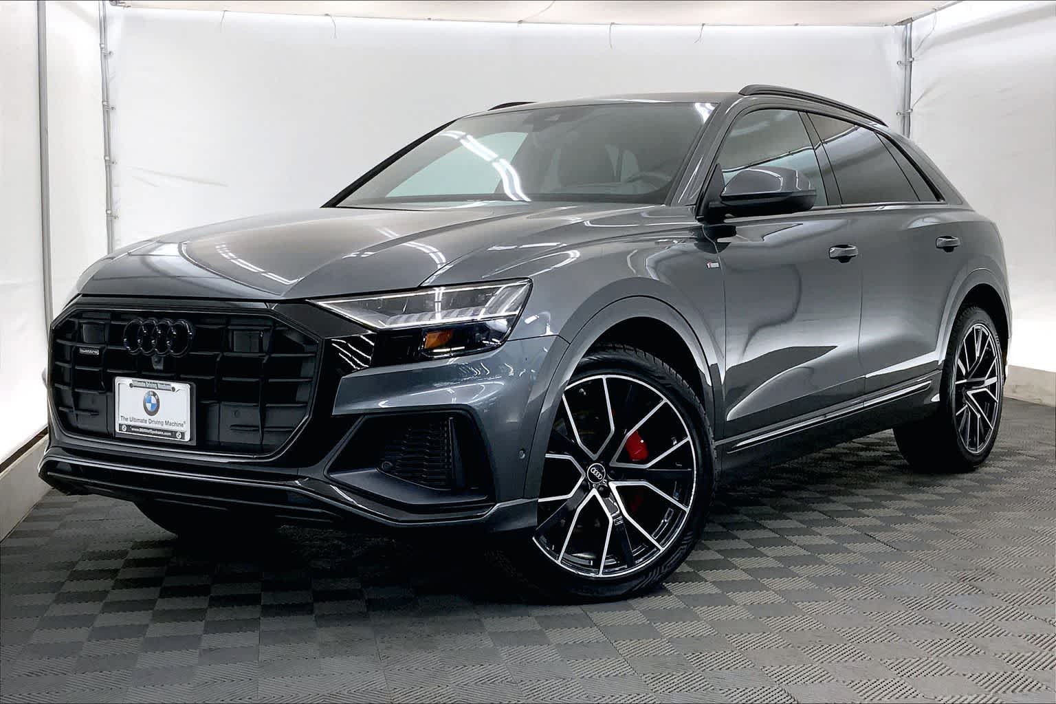 Thumbnail: 2022 Audi Q8 - 1