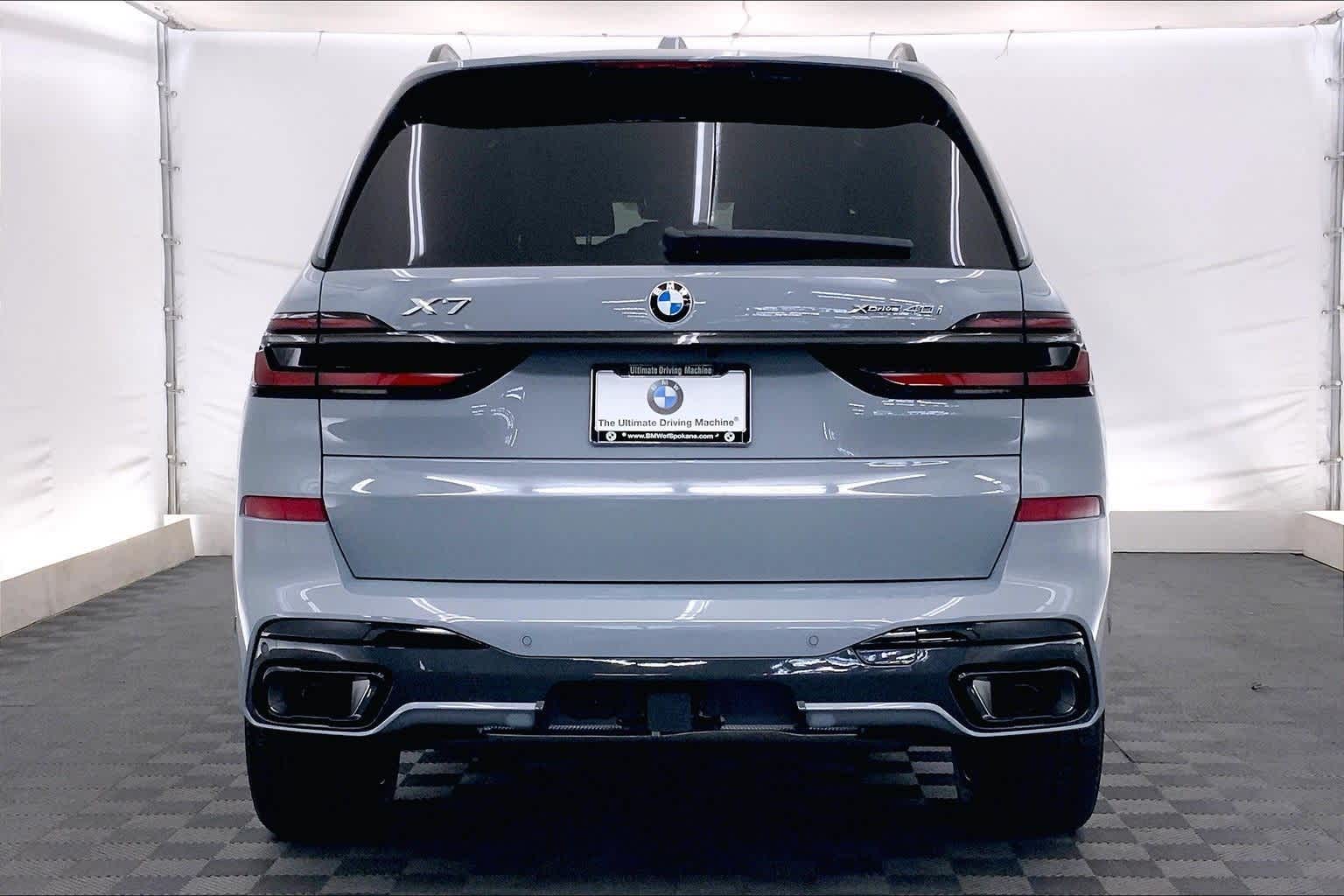 Thumbnail: 2026 BMW X7 - 5