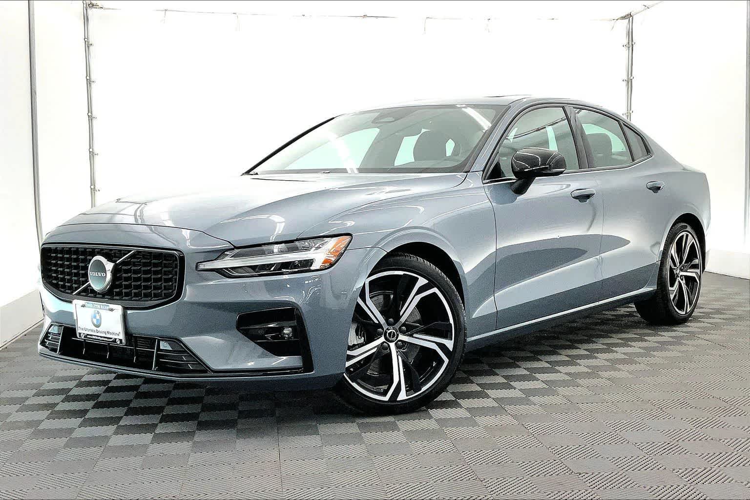 Thumbnail: 2024 Volvo S60 - 1