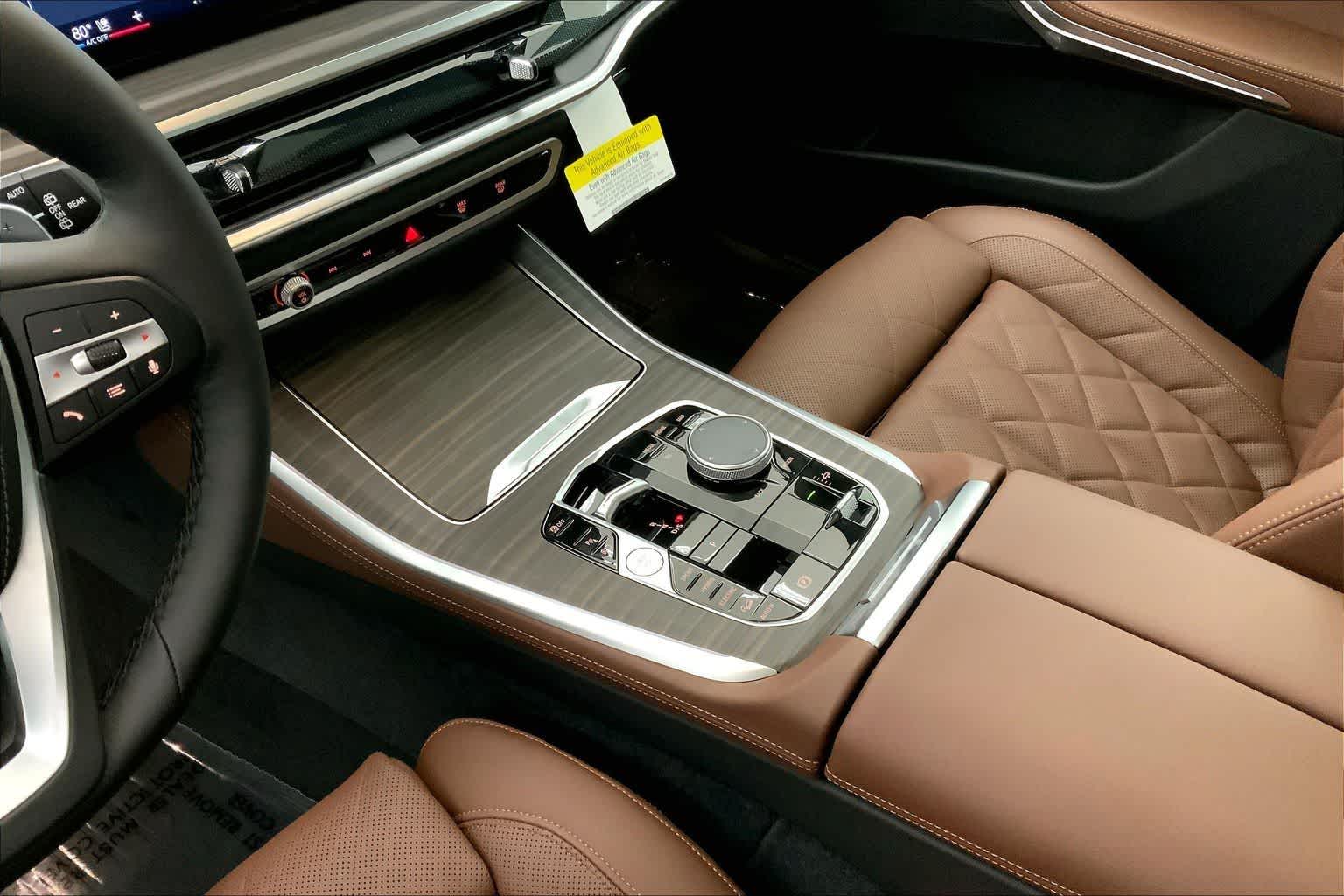 Thumbnail: 2026 BMW X5 - 17