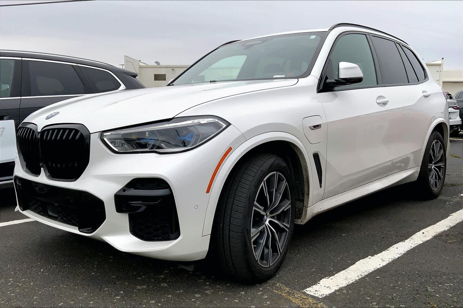 Thumbnail: 2023 BMW X5 - 1