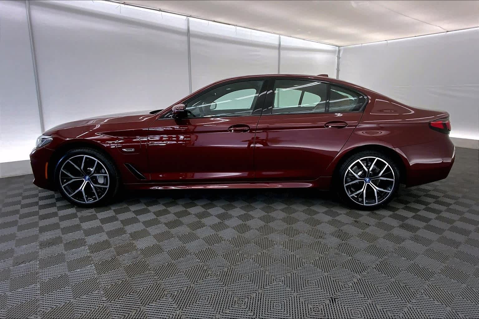 2023 Bmw 530e photo 3