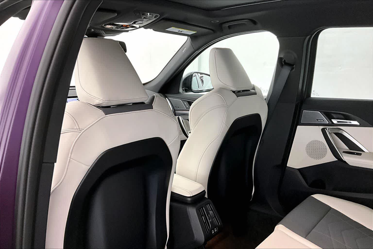 Thumbnail: 2026 BMW X1 - 12