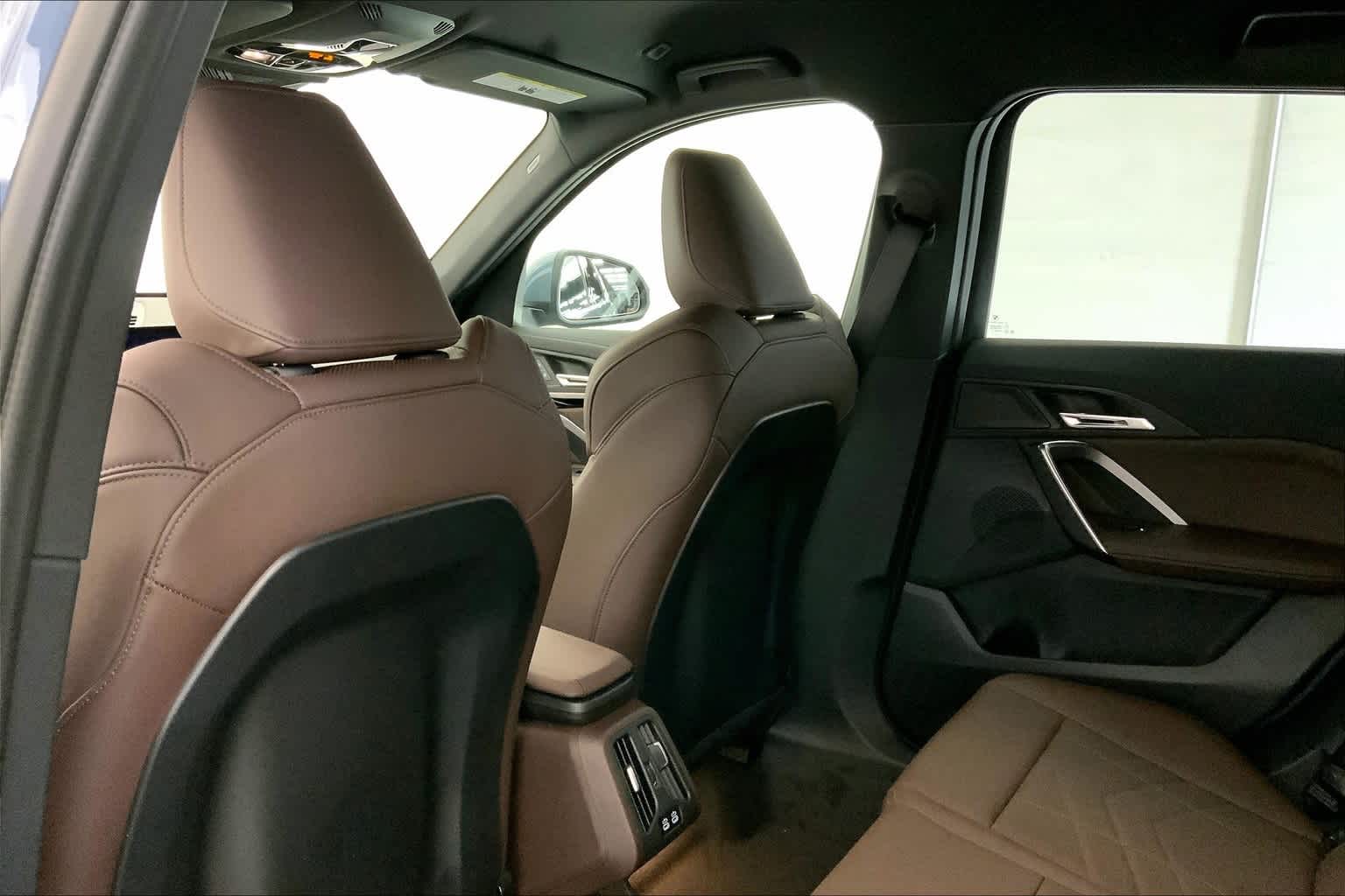 Thumbnail: 2025 BMW X1 - 12