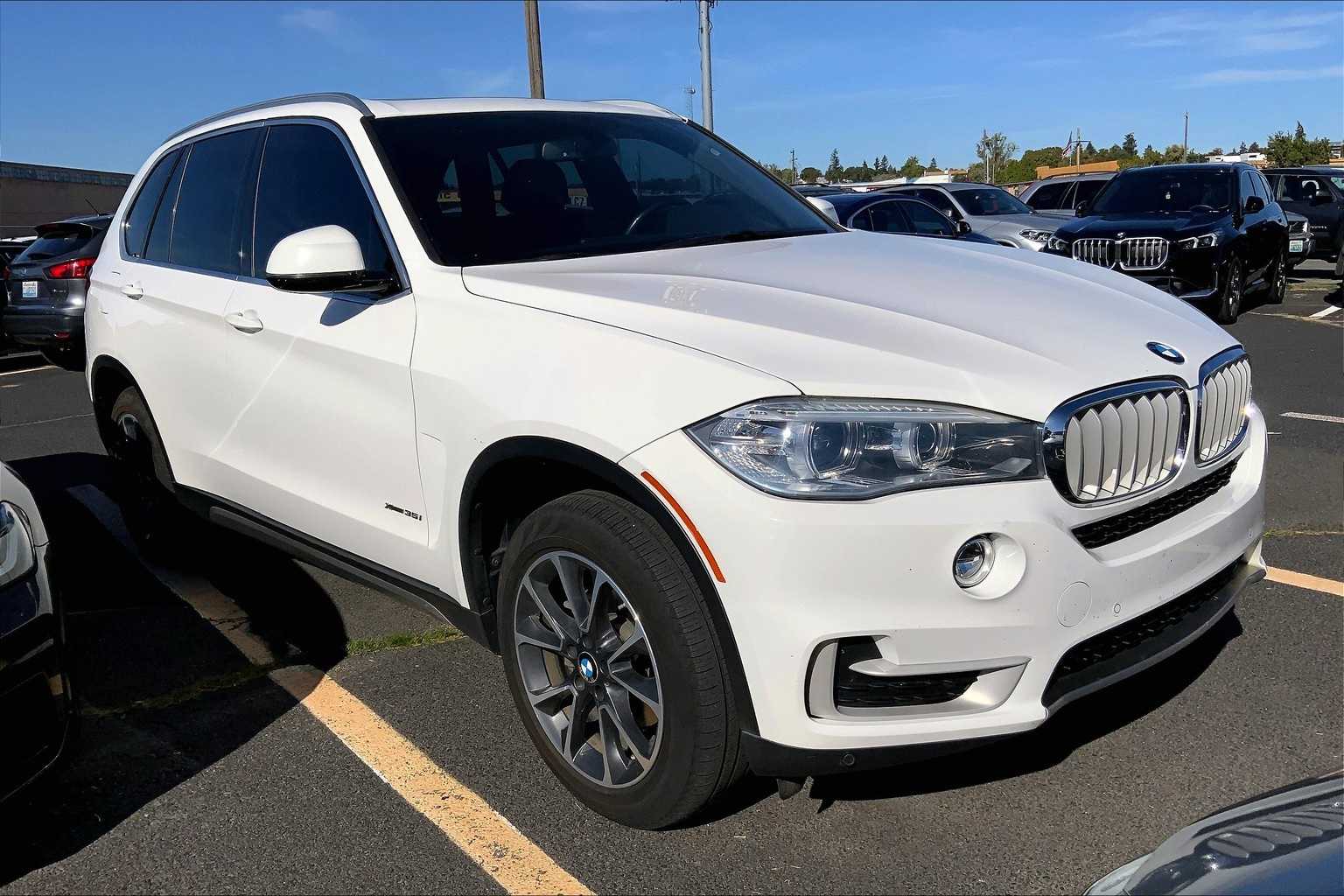 Thumbnail: 2018 BMW X5 - 10