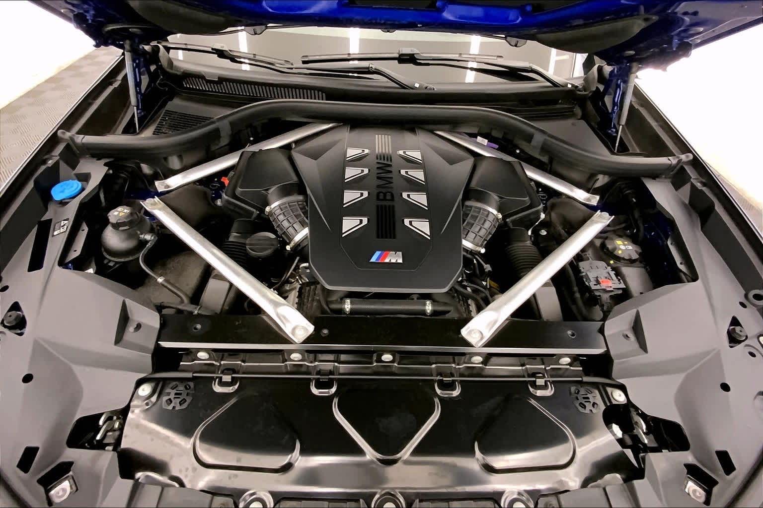 Thumbnail: 2024 BMW X7 - 9