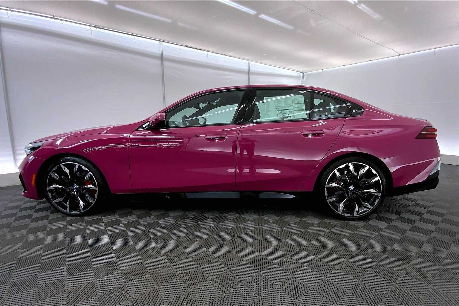 Thumbnail: 2026 BMW i5 - 3
