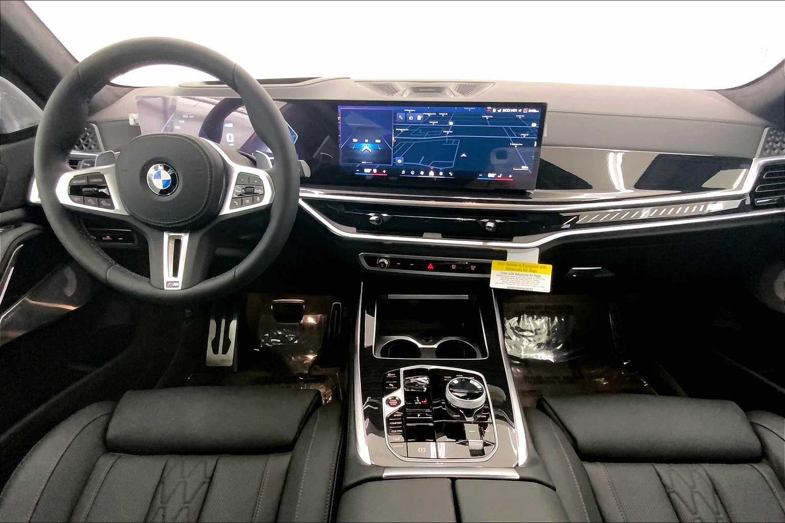 Thumbnail: 2026 BMW X7 - 10