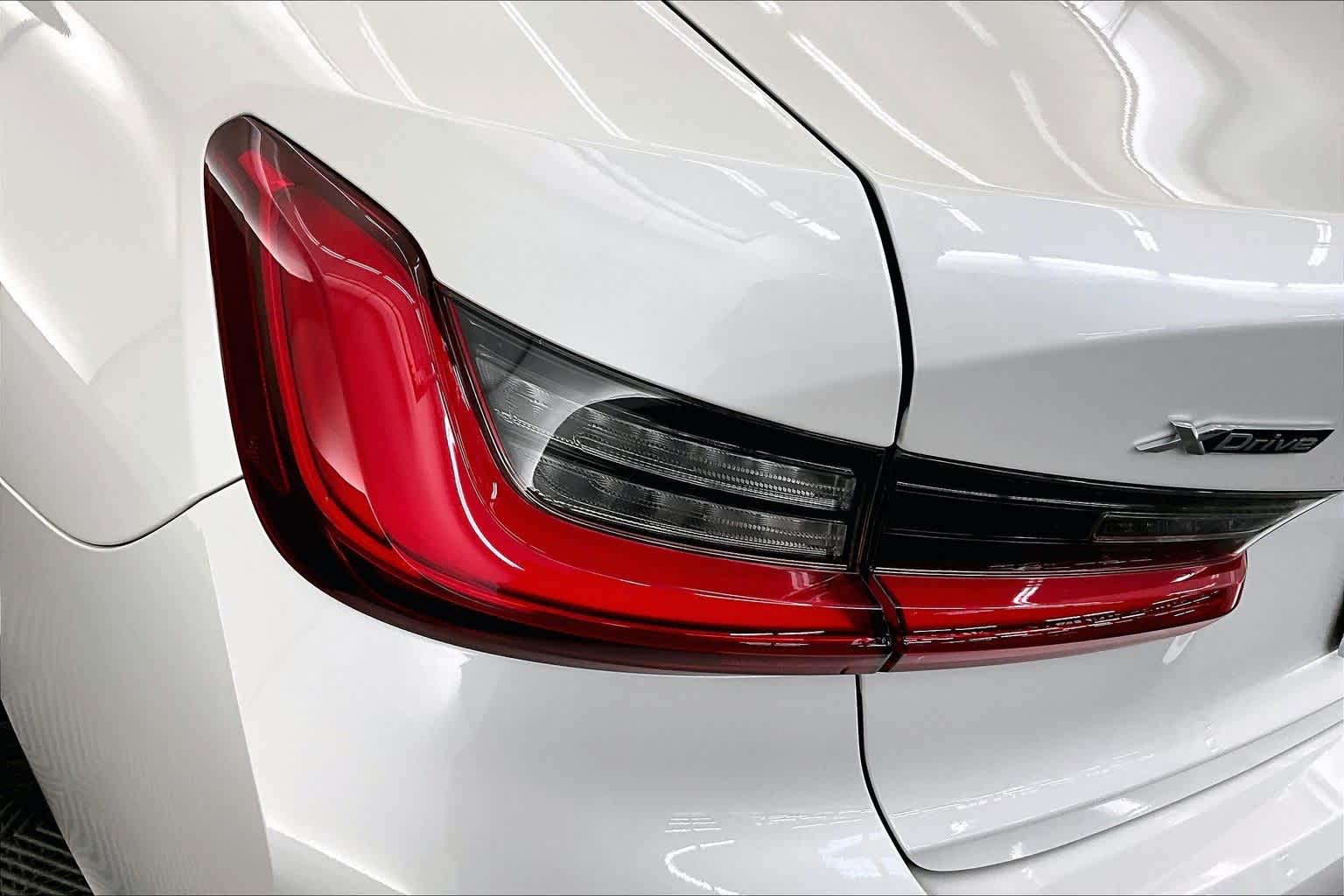 Thumbnail: 2021 BMW 3 Series - 32