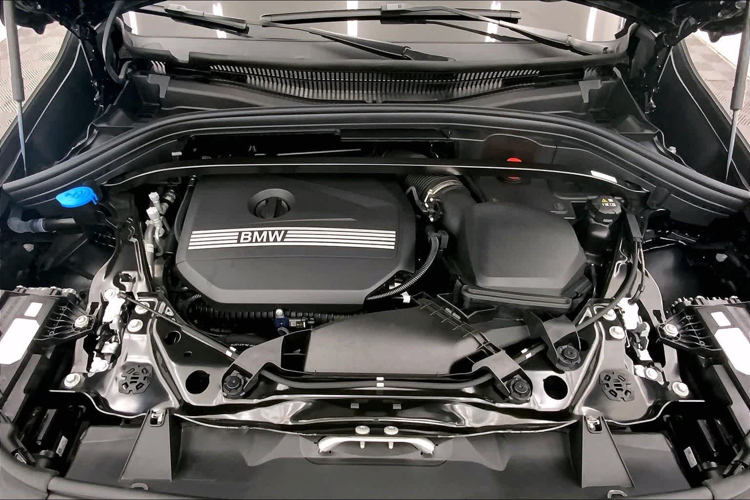 Thumbnail: 2025 BMW X1 - 9