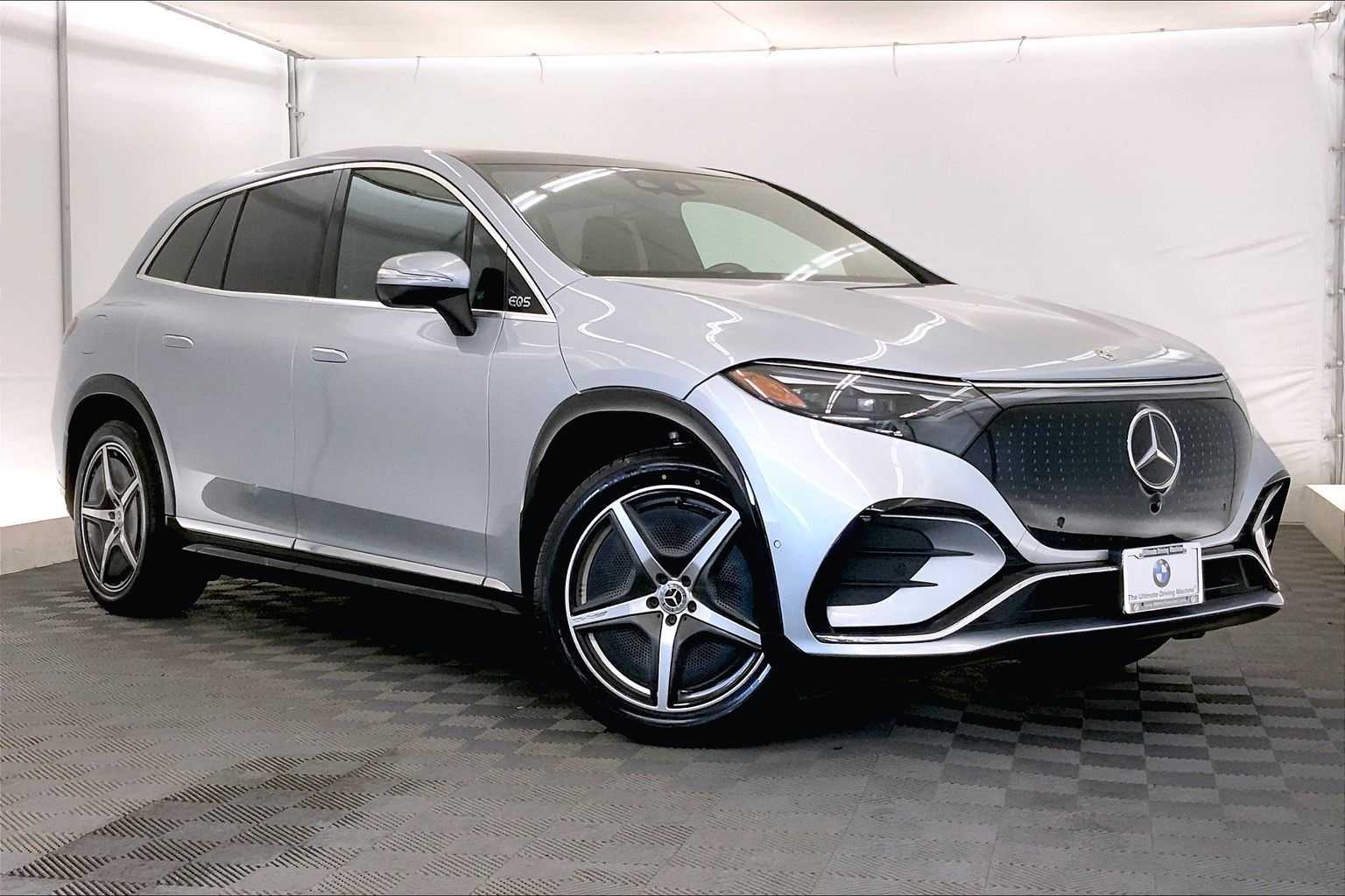 Thumbnail: 2023 Mercedes-Benz EQS - 21
