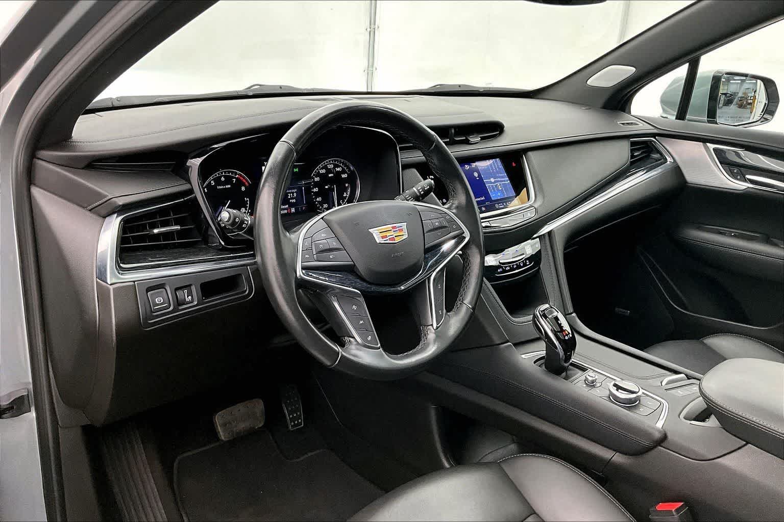 Thumbnail: 2023 Cadillac XT5 - 2