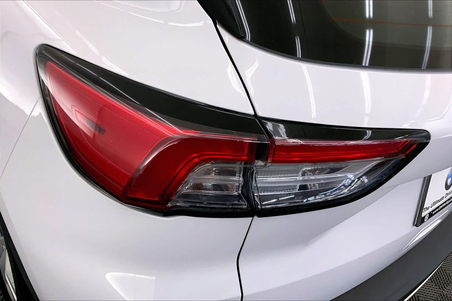 Thumbnail: 2020 Ford Escape - 32