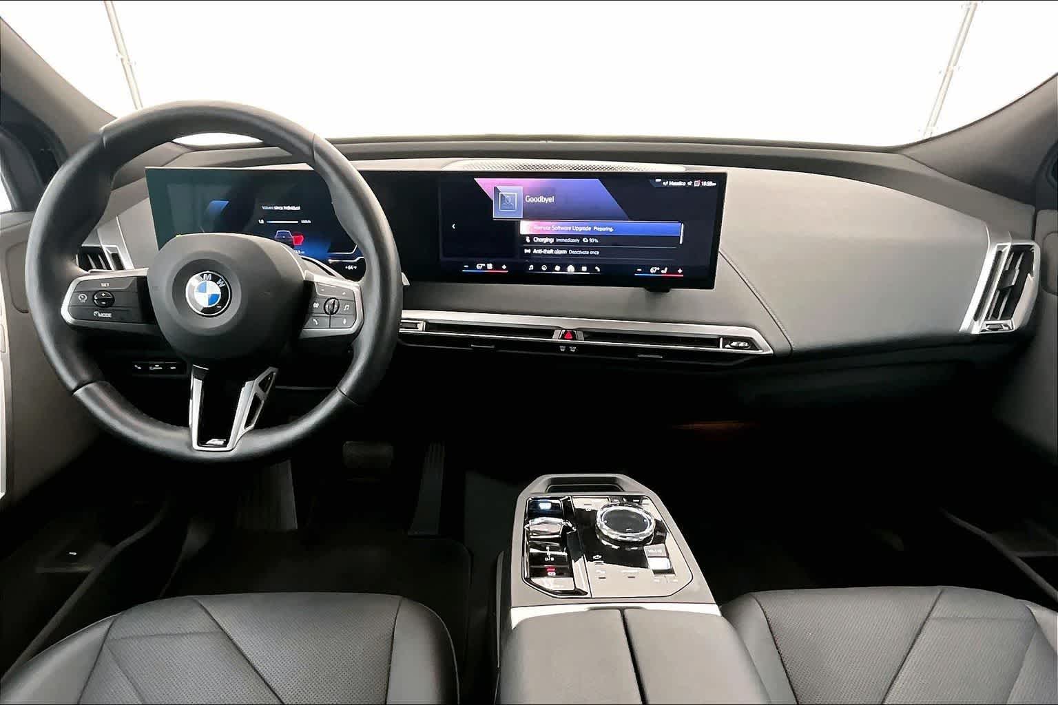Thumbnail: 2025 BMW iX - 9