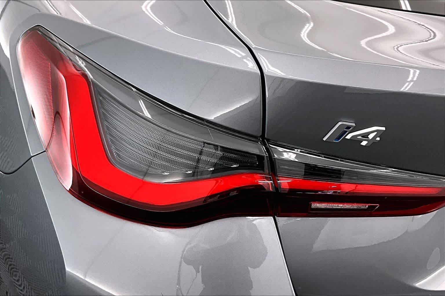 Thumbnail: 2025 BMW i4 - 32