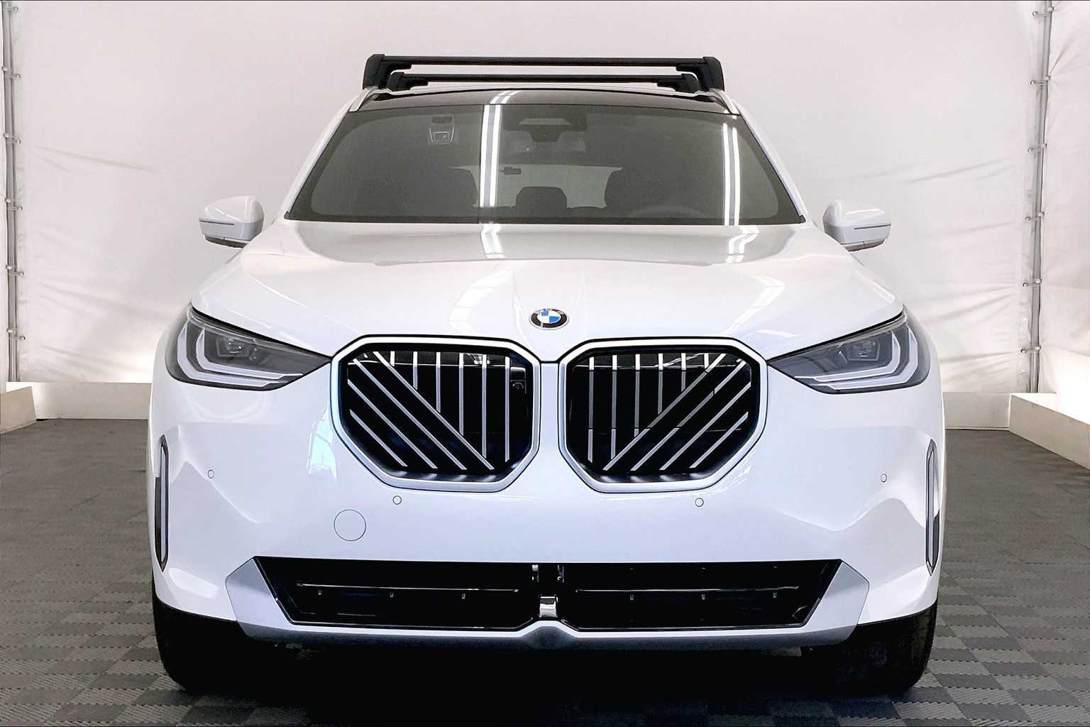 Thumbnail: 2025 BMW X3 - 6