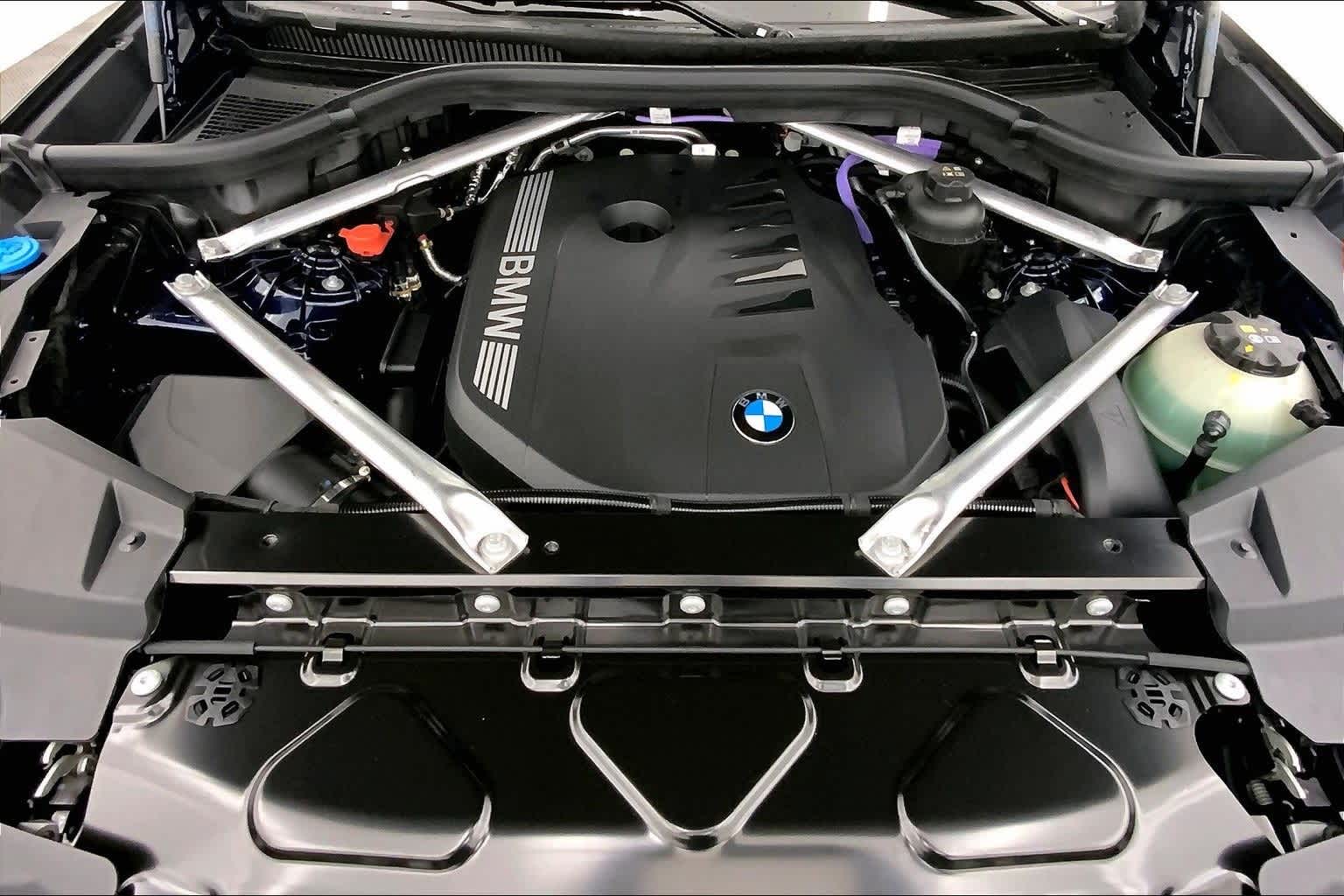 Thumbnail: 2026 BMW X5 - 9