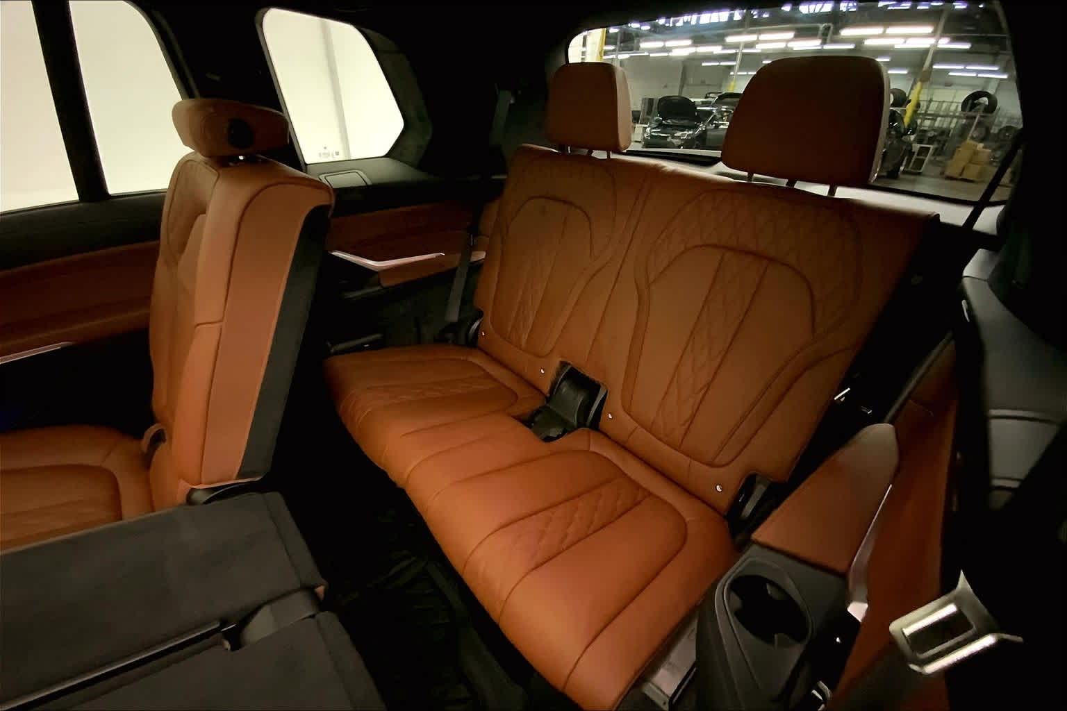 Thumbnail: 2024 BMW X7 - 29