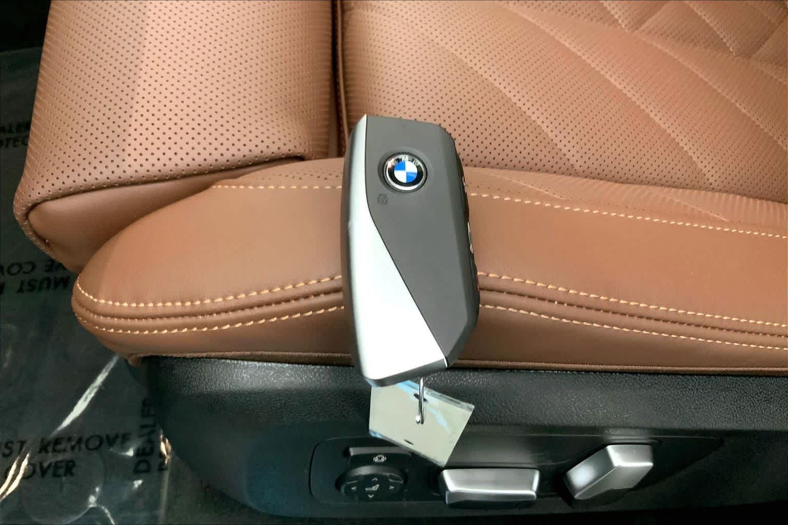 Thumbnail: 2026 BMW X5 - 20