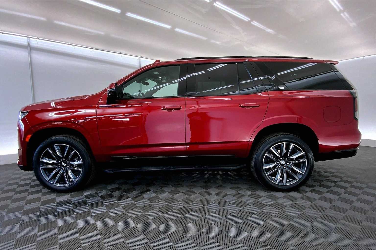 Thumbnail: 2021 Cadillac Escalade - 3