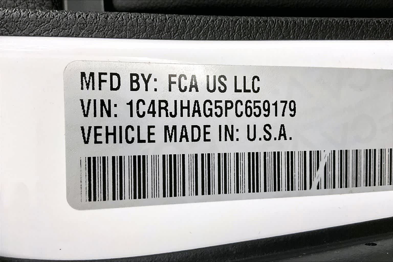 Thumbnail: 2023 Jeep Grand Cherokee - 20