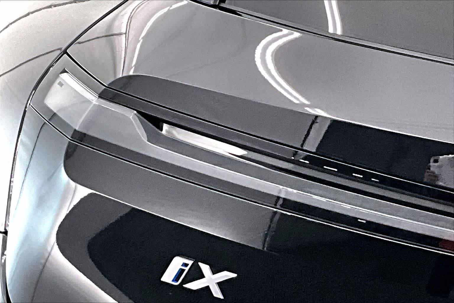 Thumbnail: 2025 BMW iX - 31