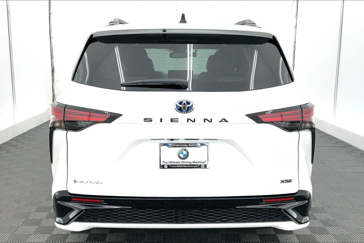 Thumbnail: 2025 Toyota Sienna - 5