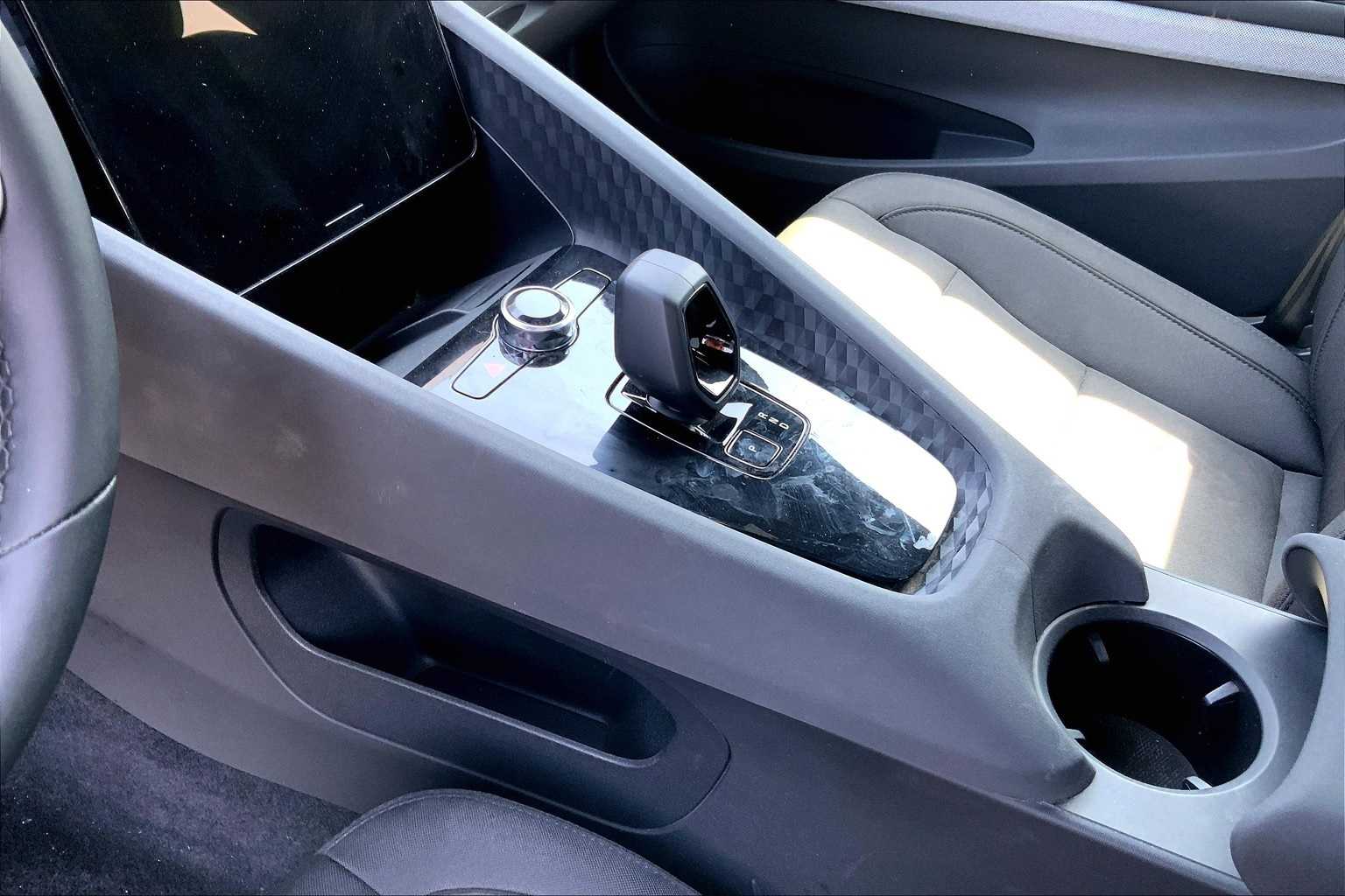 2023 Polestar 2 Long Range Dual Motor 17