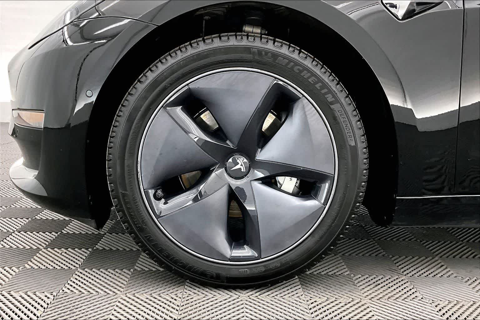 Thumbnail: 2019 Tesla Model 3 - 8