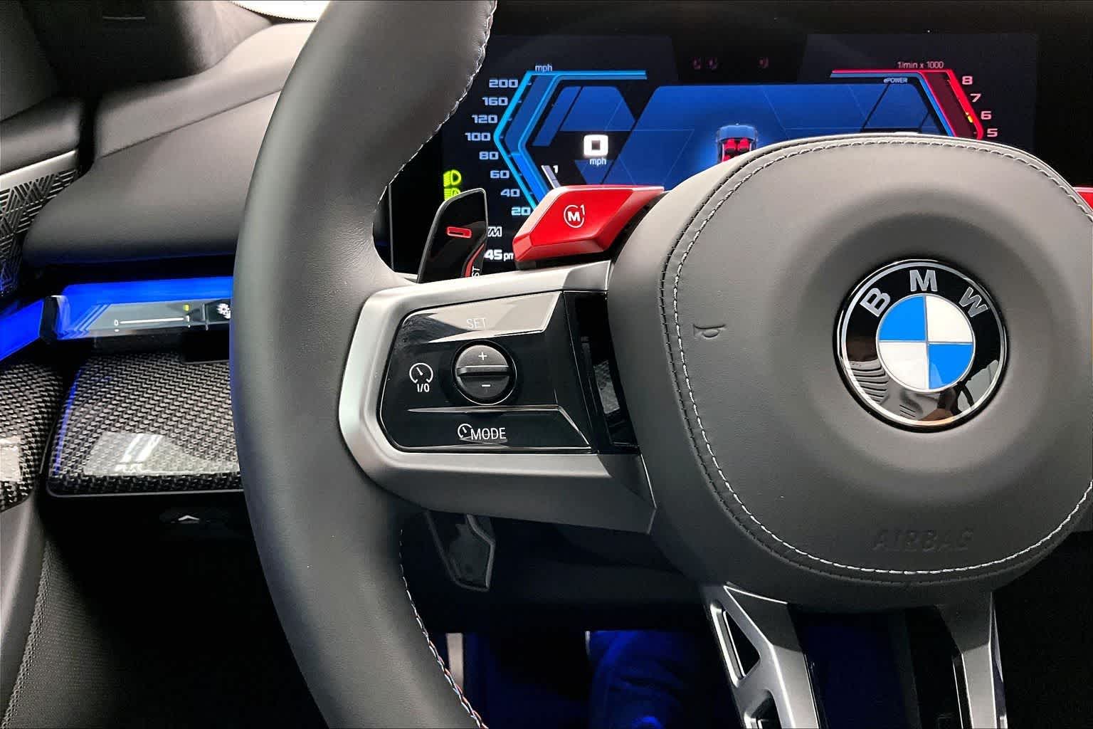 Thumbnail: 2026 BMW M5 - 24