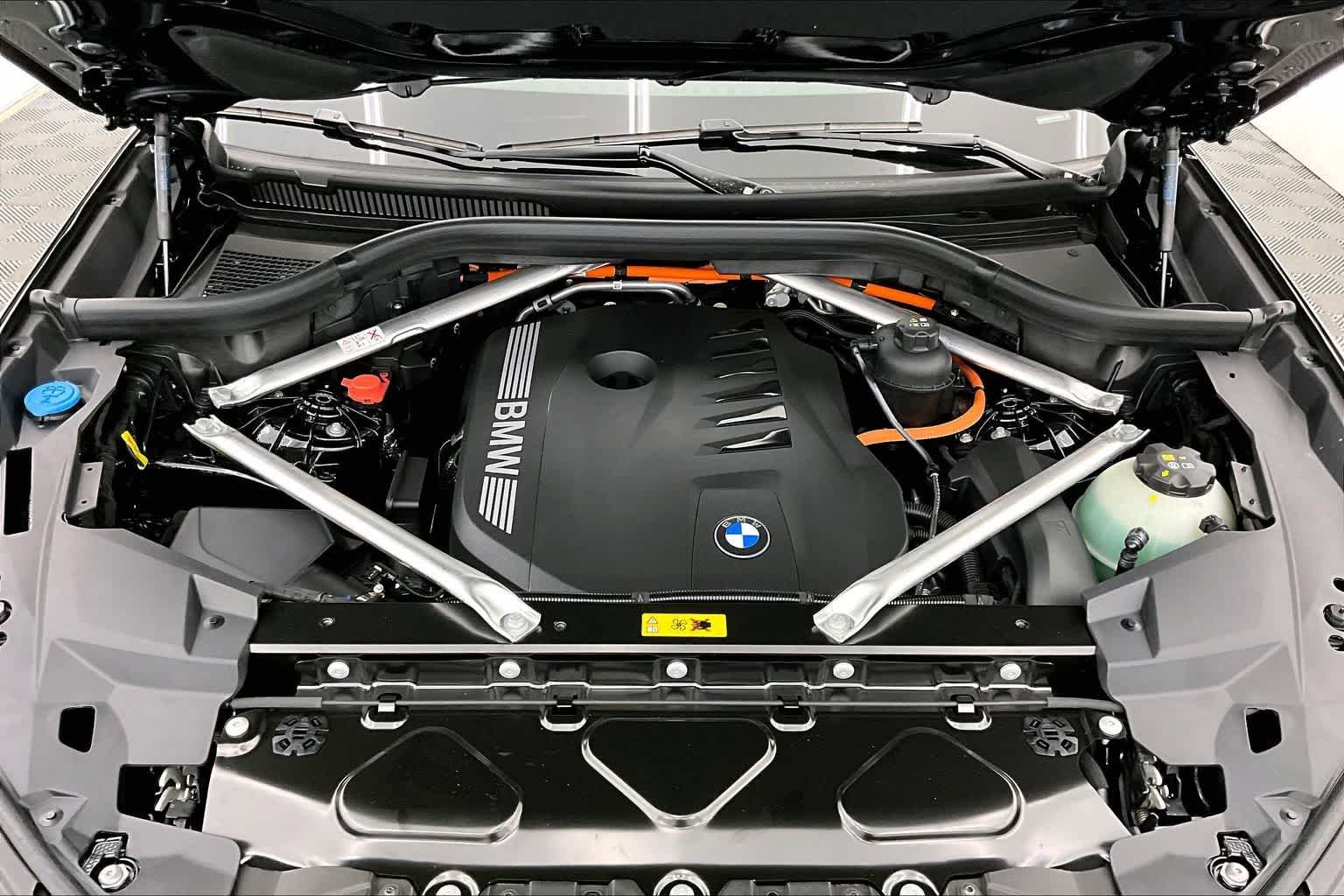 Thumbnail: 2026 BMW X5 - 9