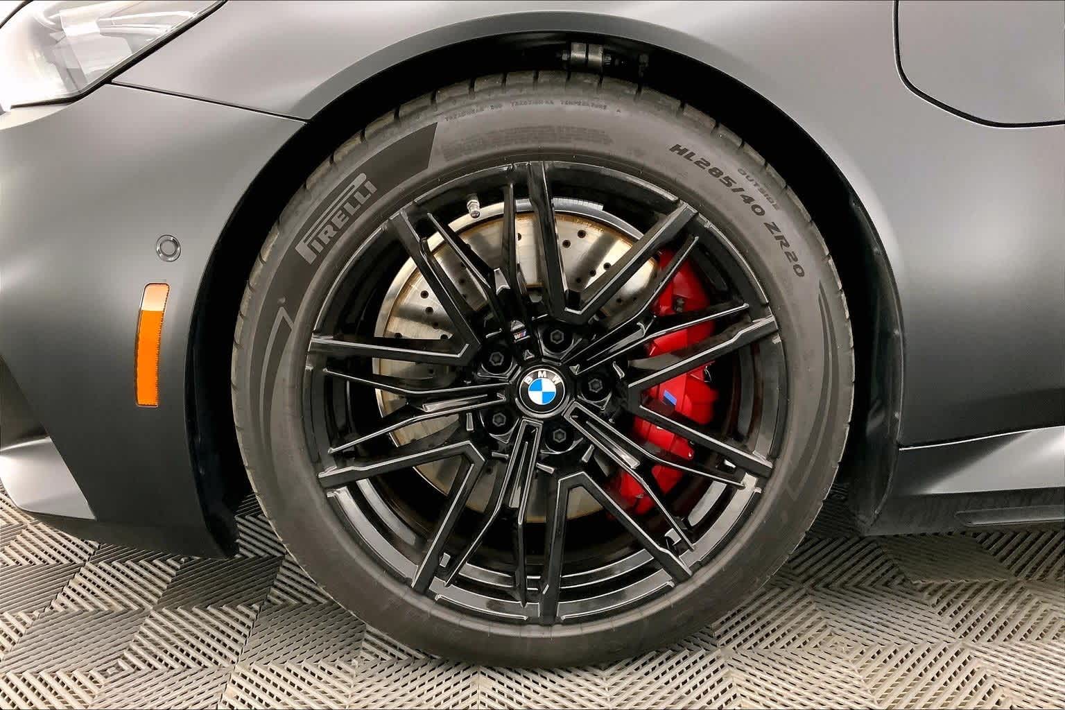 Thumbnail: 2026 BMW M5 - 8