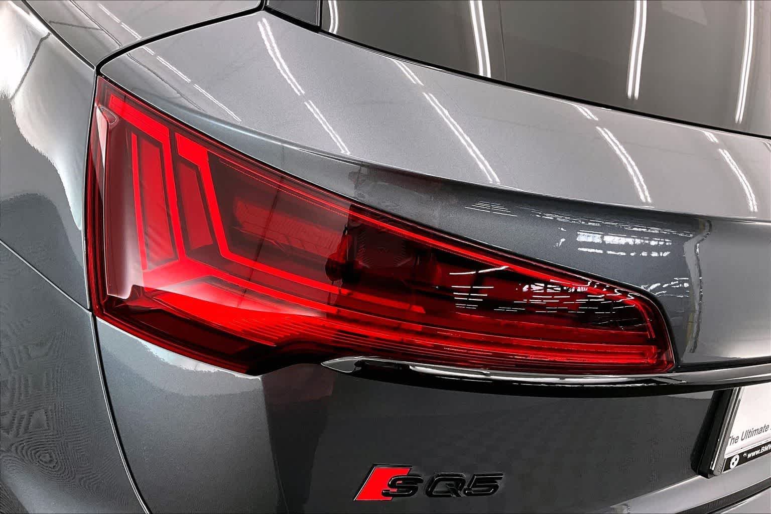 Thumbnail: 2024 Audi SQ5 - 32