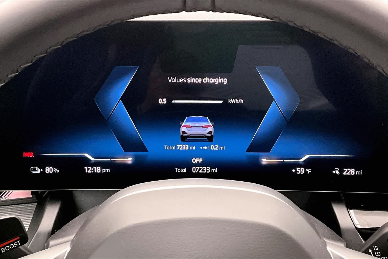 Thumbnail: 2026 BMW i5 - 17