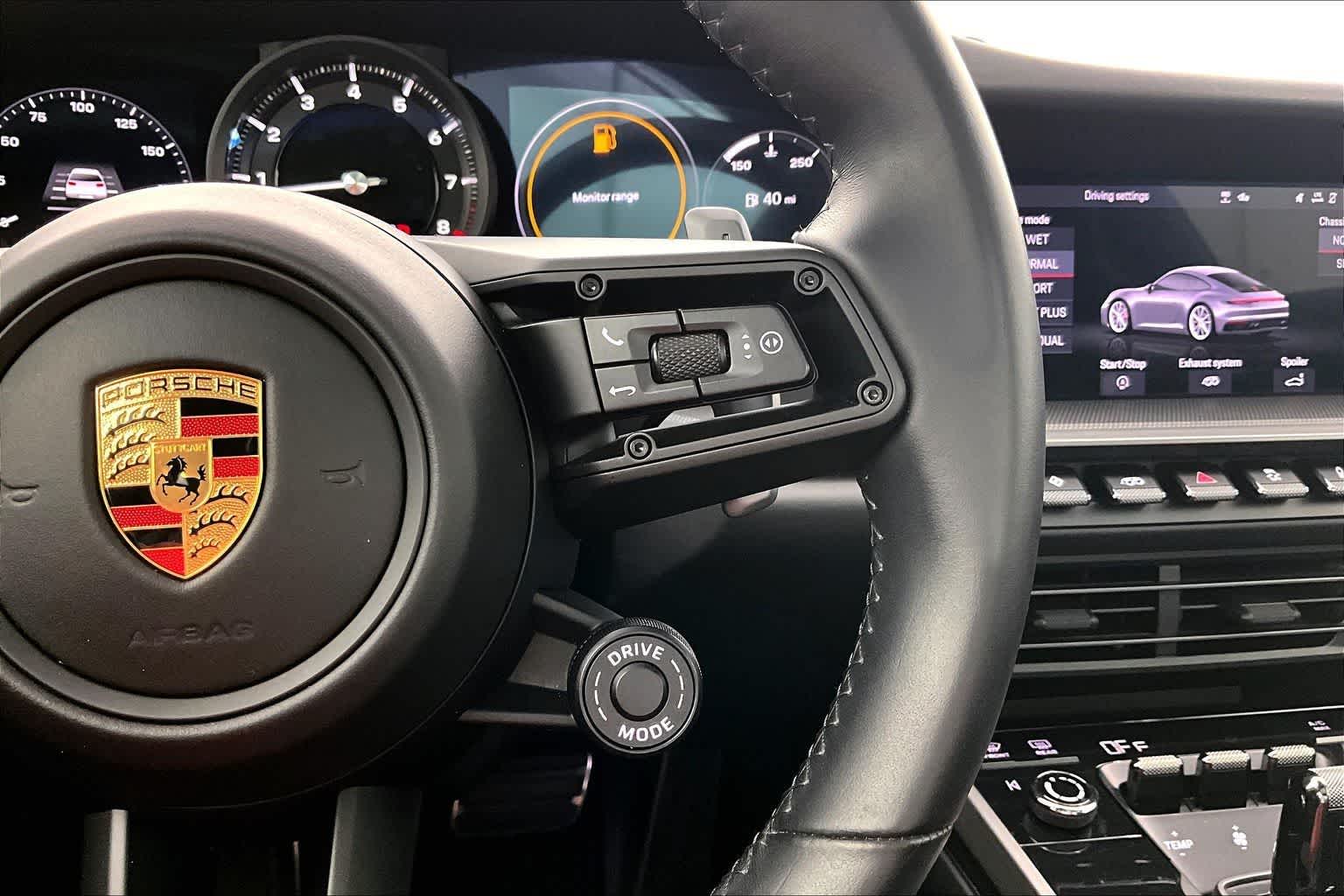 Thumbnail: 2020 Porsche 911 - 24