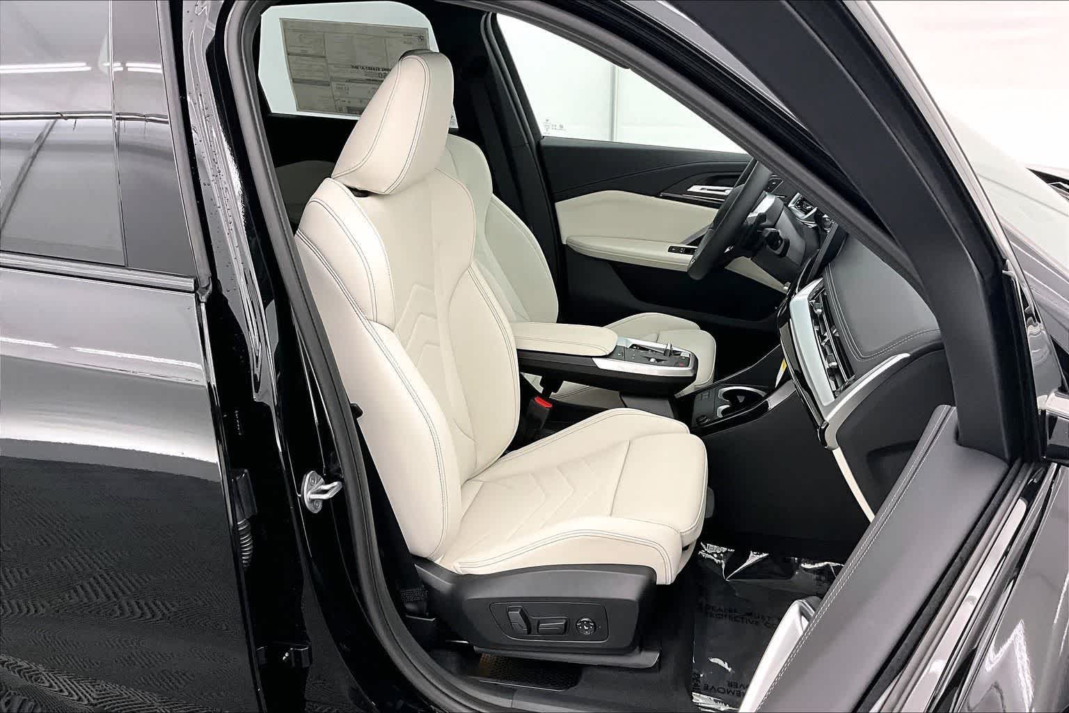Thumbnail: 2026 BMW X1 - 14
