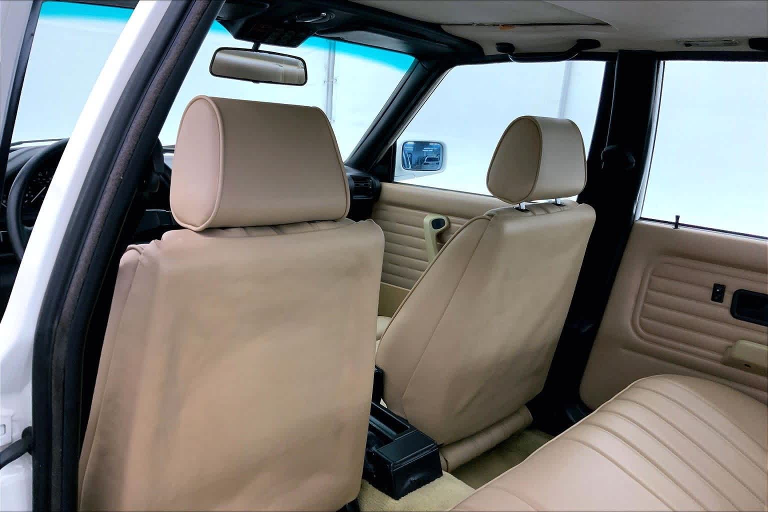 Thumbnail: 1991 BMW 3 Series - 12