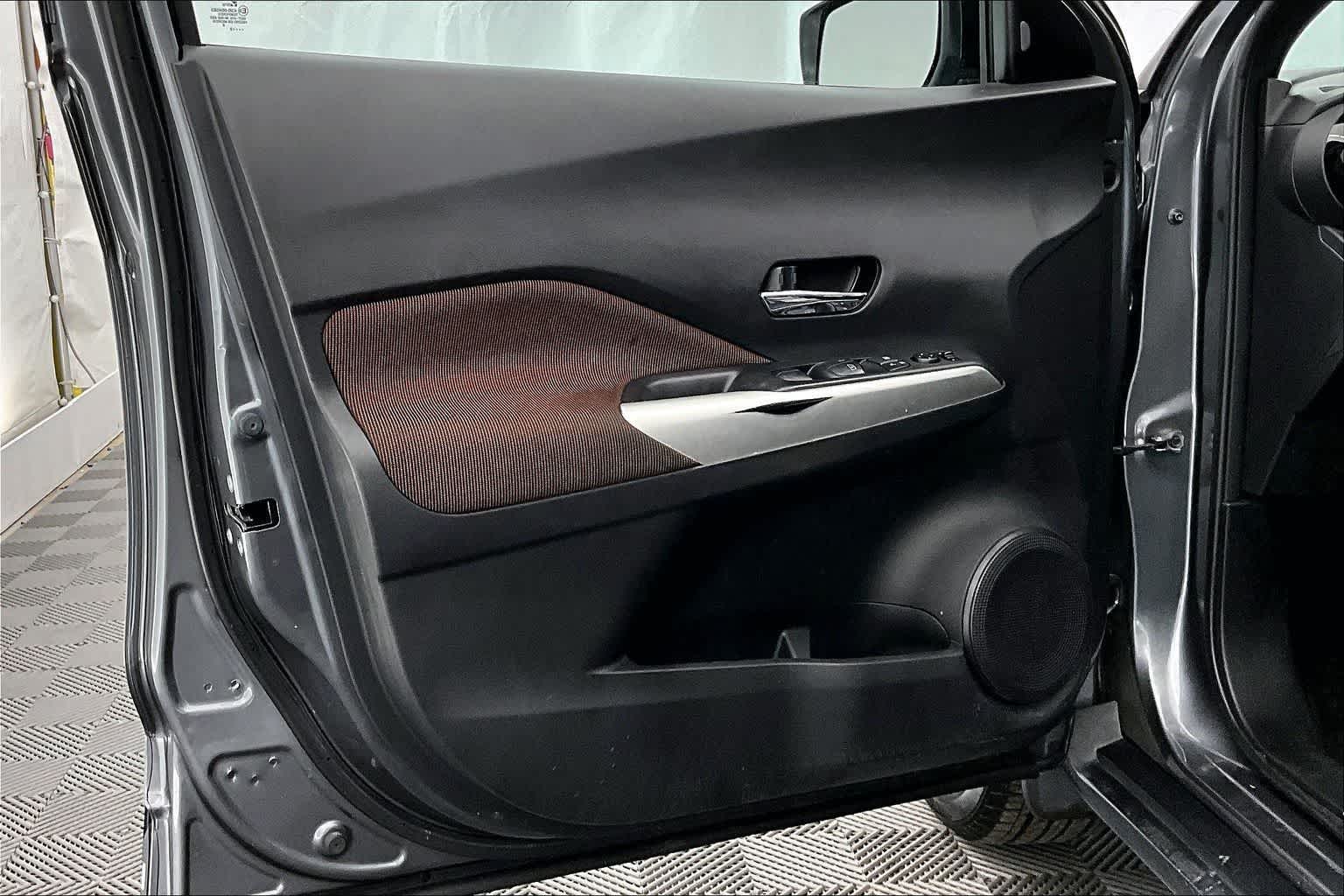 Thumbnail: 2019 Nissan Kicks - 27