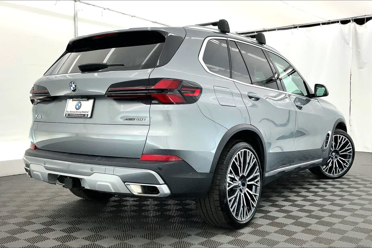 Thumbnail: 2025 BMW X5 - 22