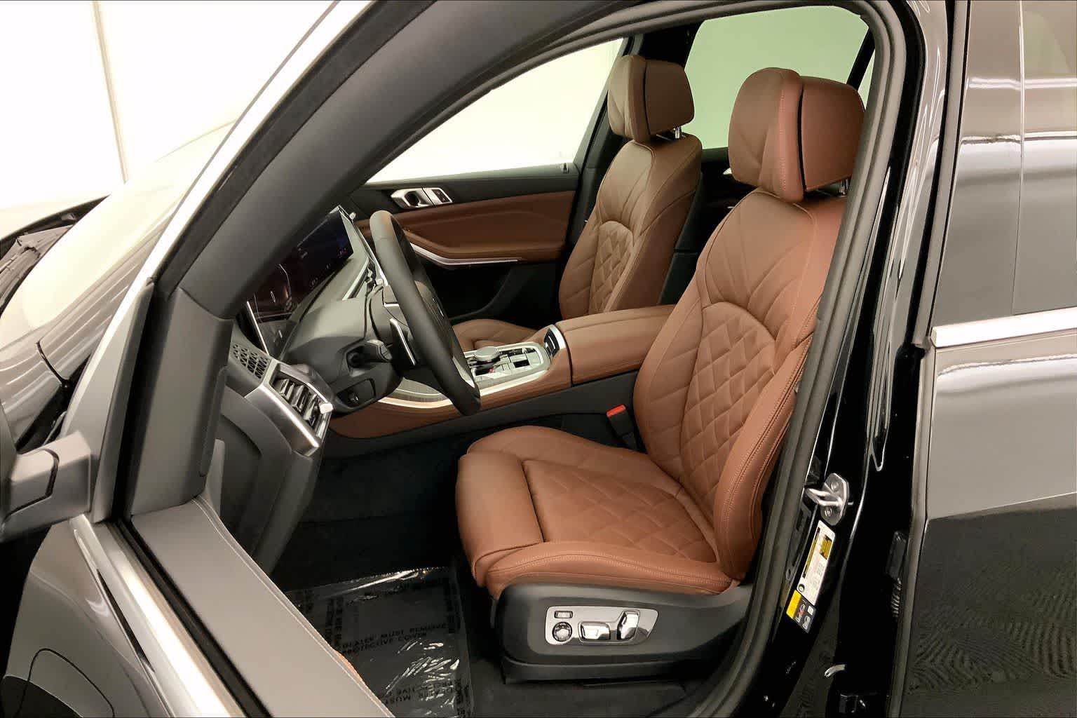 Thumbnail: 2026 BMW X5 - 11