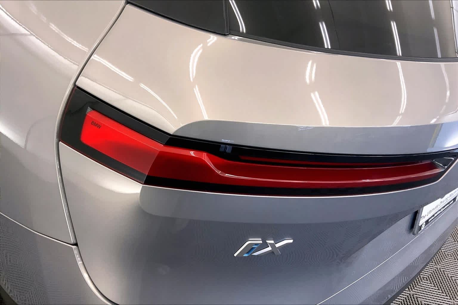 2023 BMW iX xDrive50 31