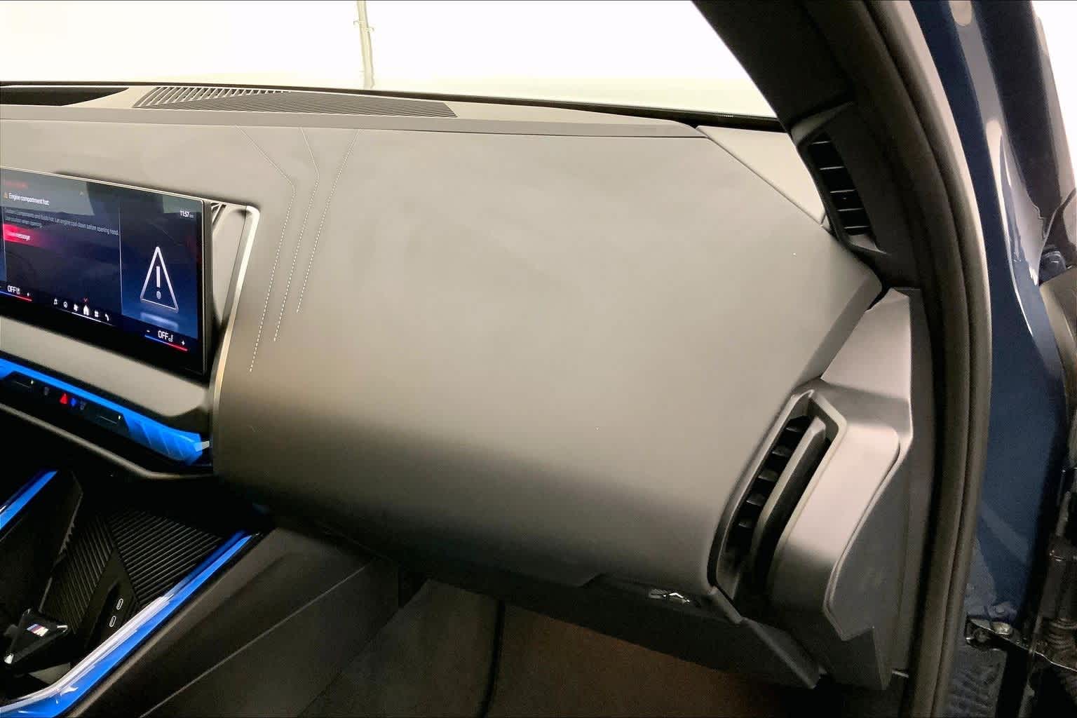 Thumbnail: 2025 BMW X3 - 23