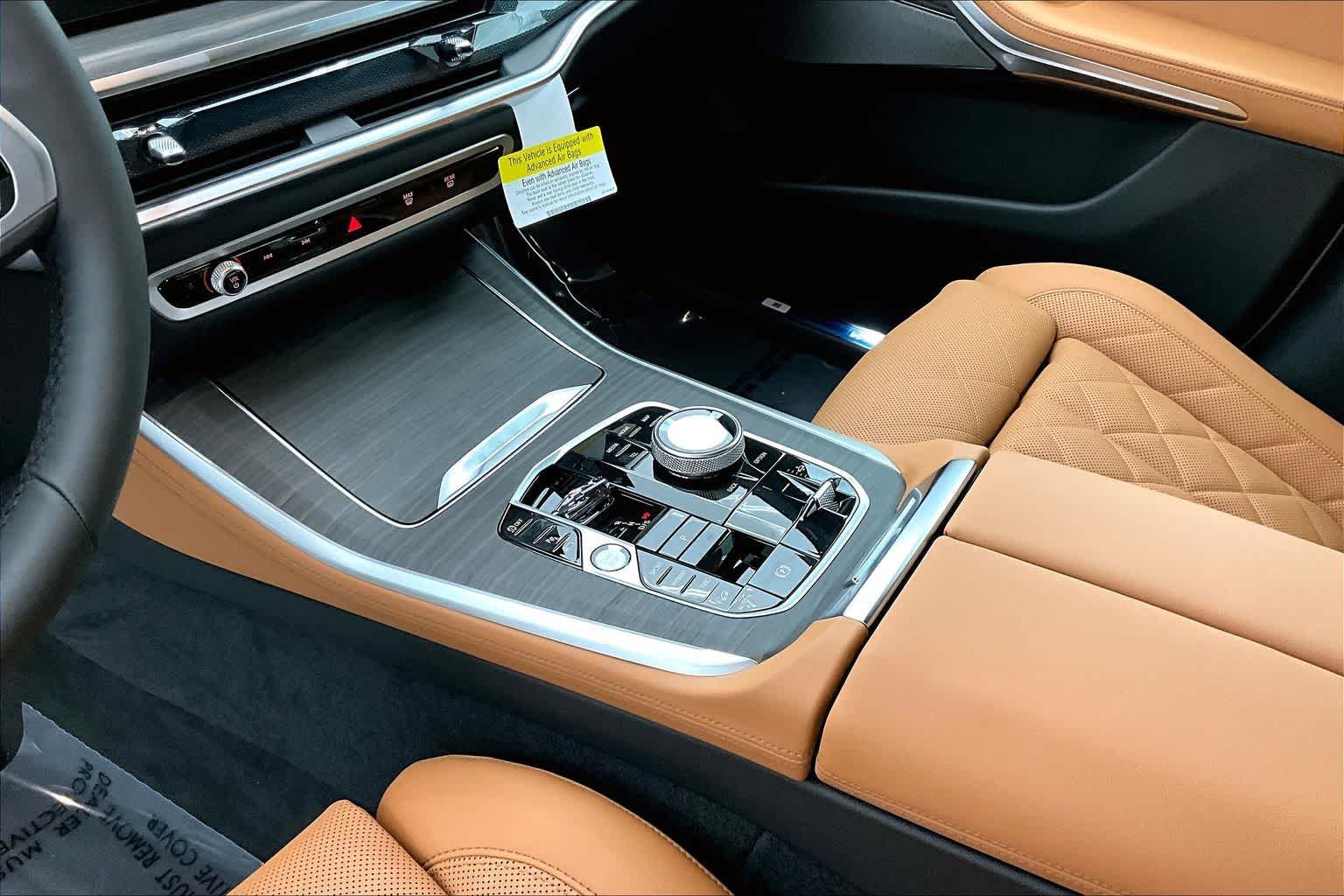 Thumbnail: 2026 BMW X5 - 17