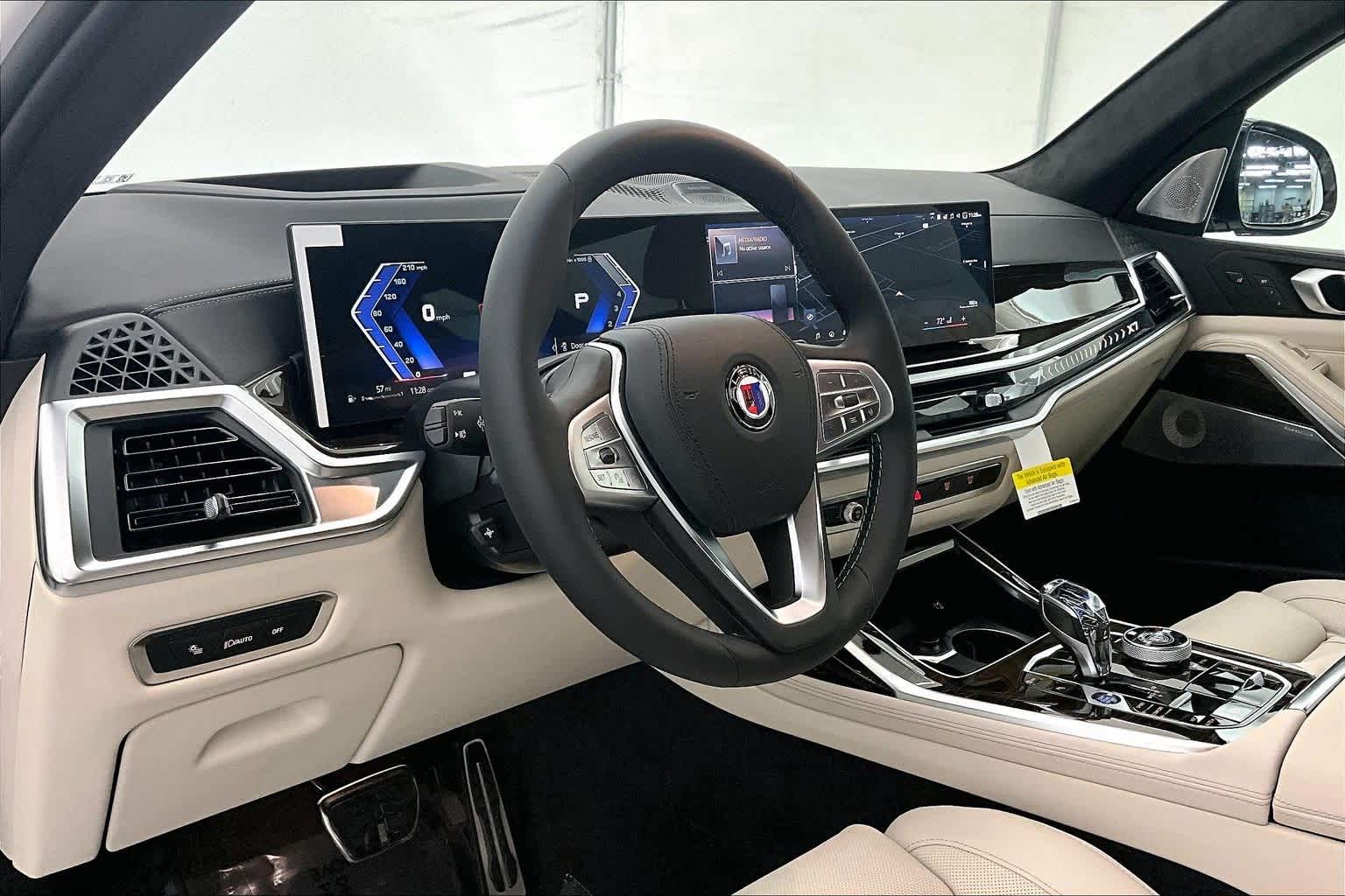 Thumbnail: 2026 BMW X7 - 2