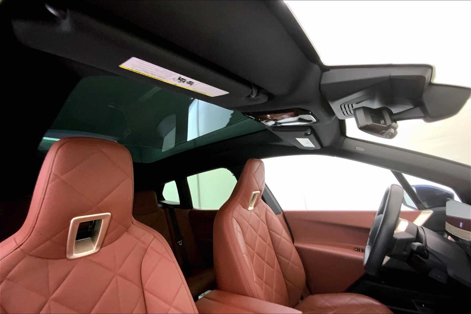Thumbnail: 2023 BMW iX - 30